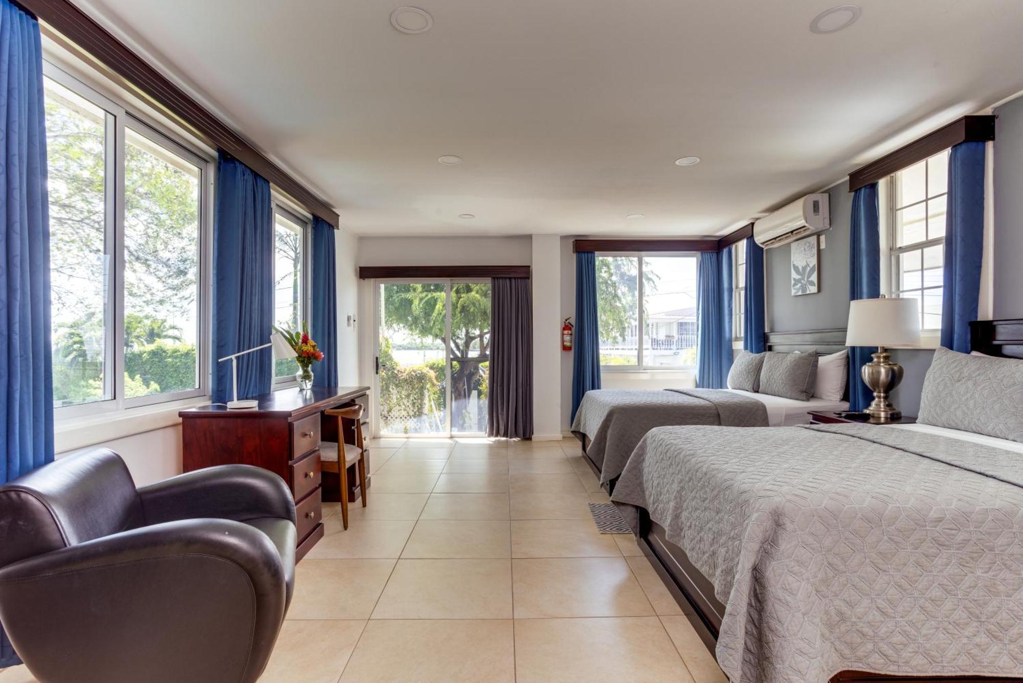 Harbour View Boutique Hotel & Yoga Retreat مدينة بليز الغرفة الصورة